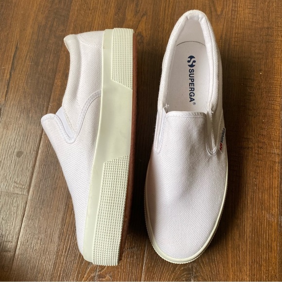 Superga Slip On Platform Classic White Slip-On Sneakers SZ 9.5(41) ✨Like New✨ - Picture 2 of 14